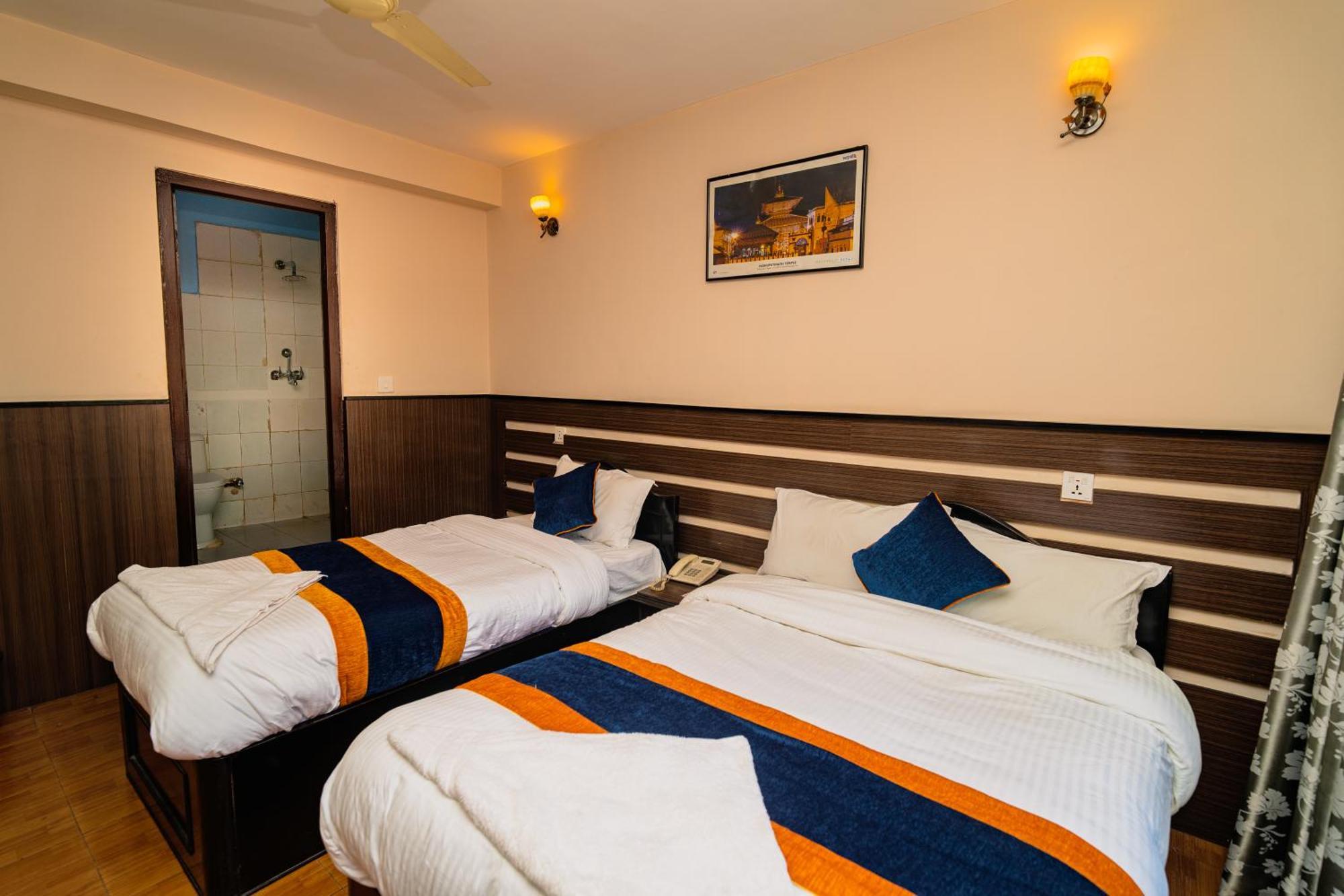Karma Travellers Home Kathmandu Ngoại thất bức ảnh