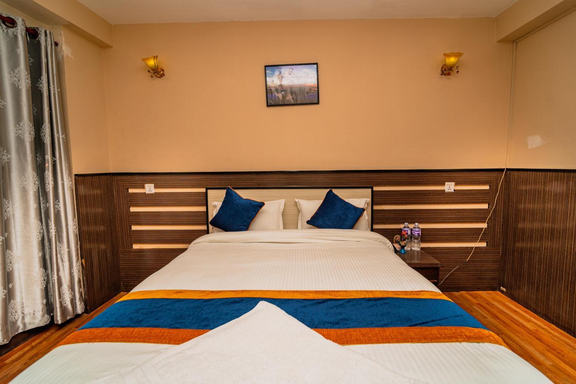 Karma Travellers Home Kathmandu Ngoại thất bức ảnh