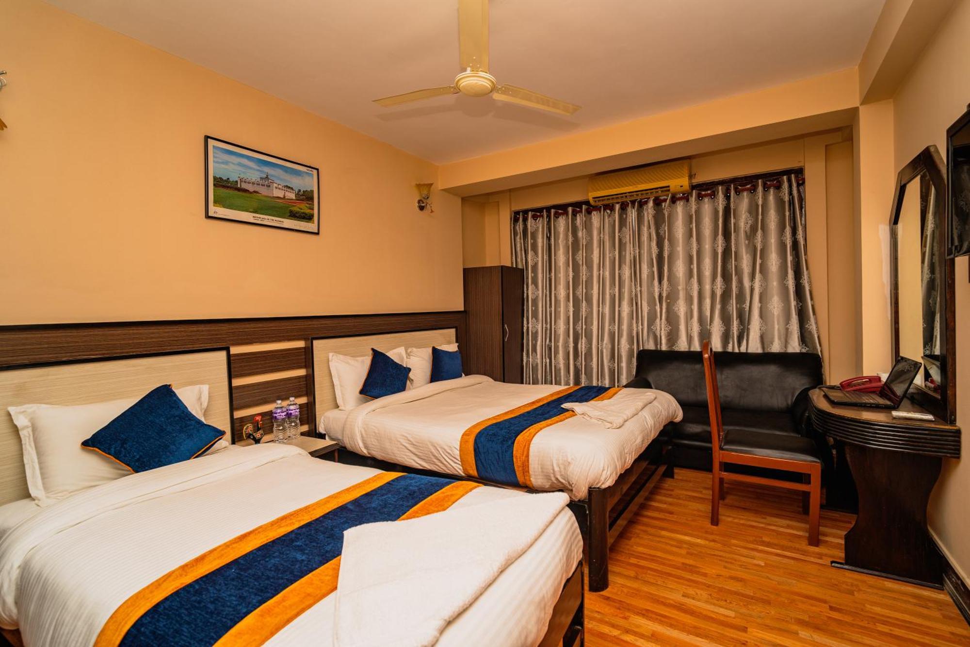 Karma Travellers Home Kathmandu Ngoại thất bức ảnh