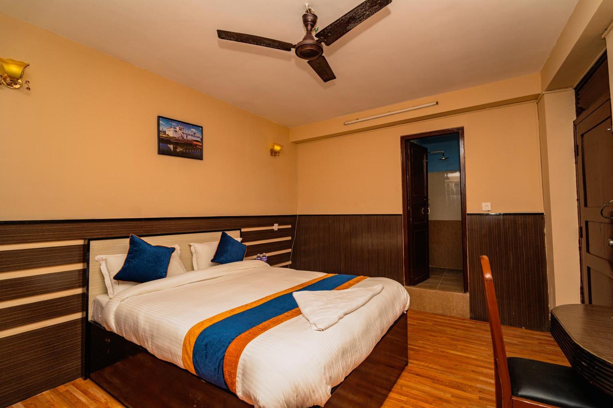 Karma Travellers Home Kathmandu Ngoại thất bức ảnh