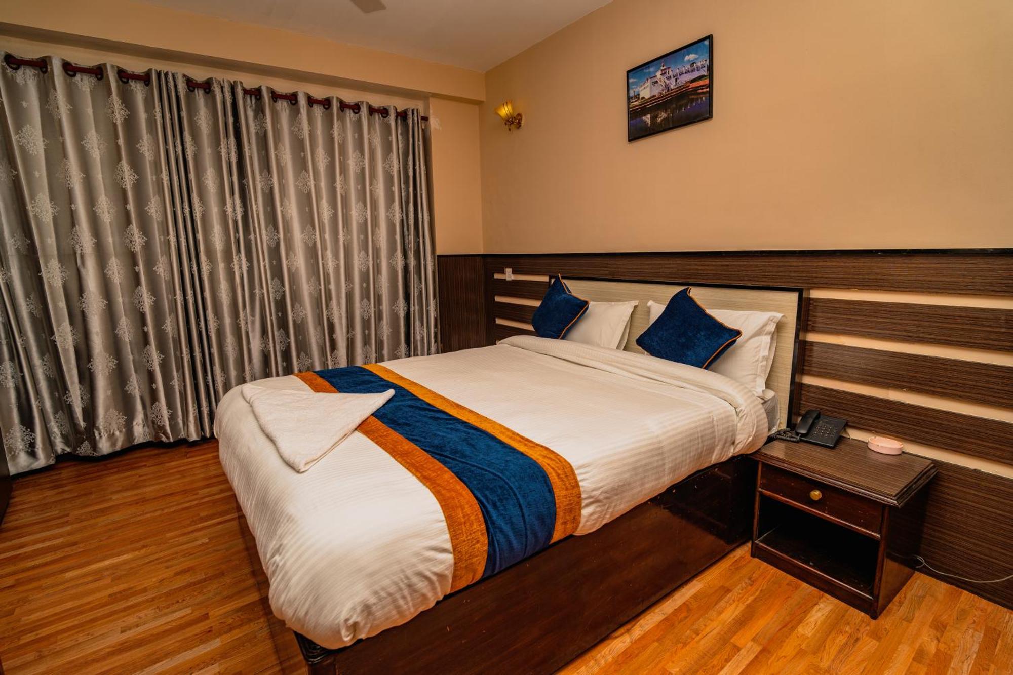 Karma Travellers Home Kathmandu Ngoại thất bức ảnh