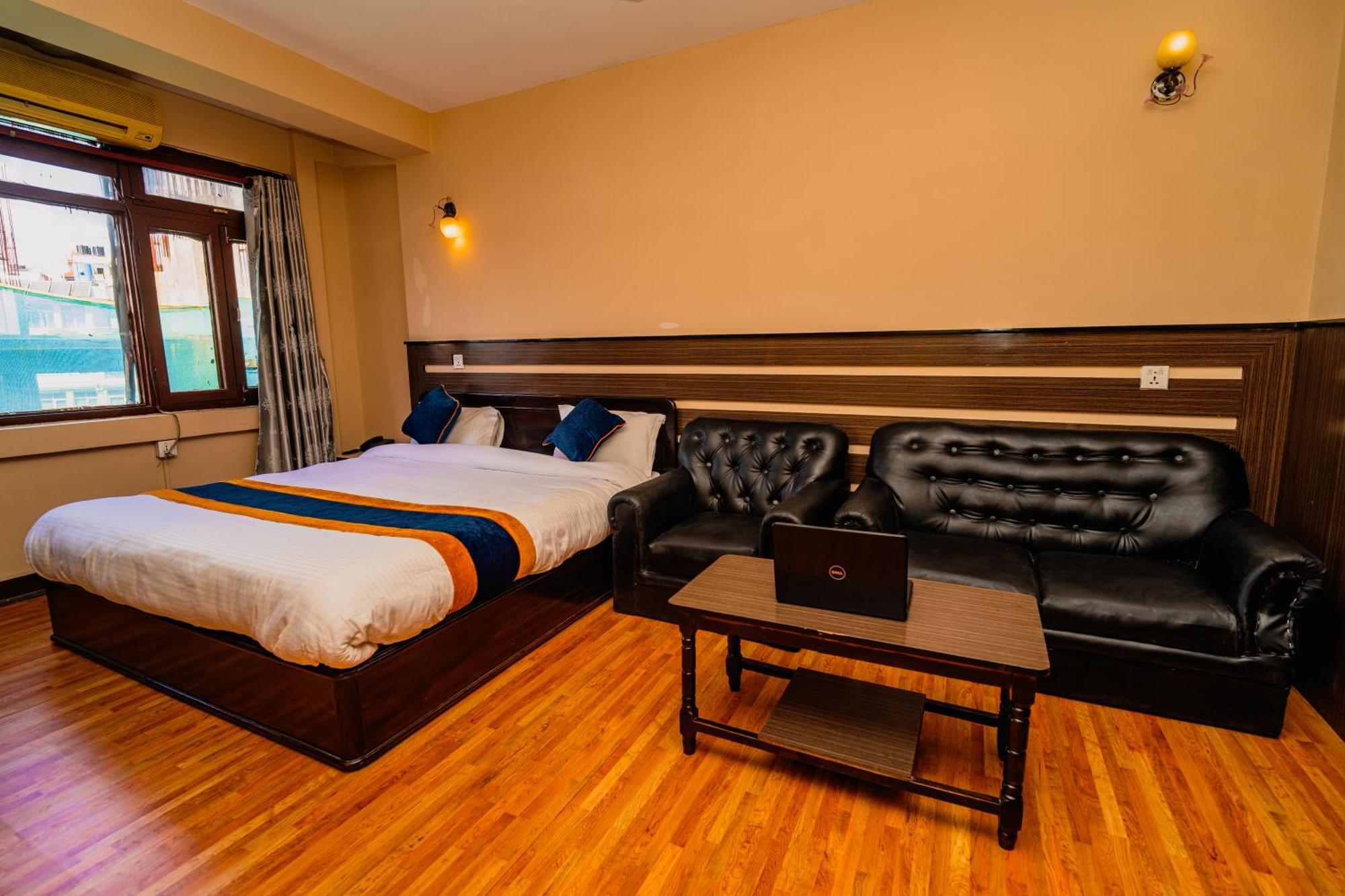 Karma Travellers Home Kathmandu Ngoại thất bức ảnh