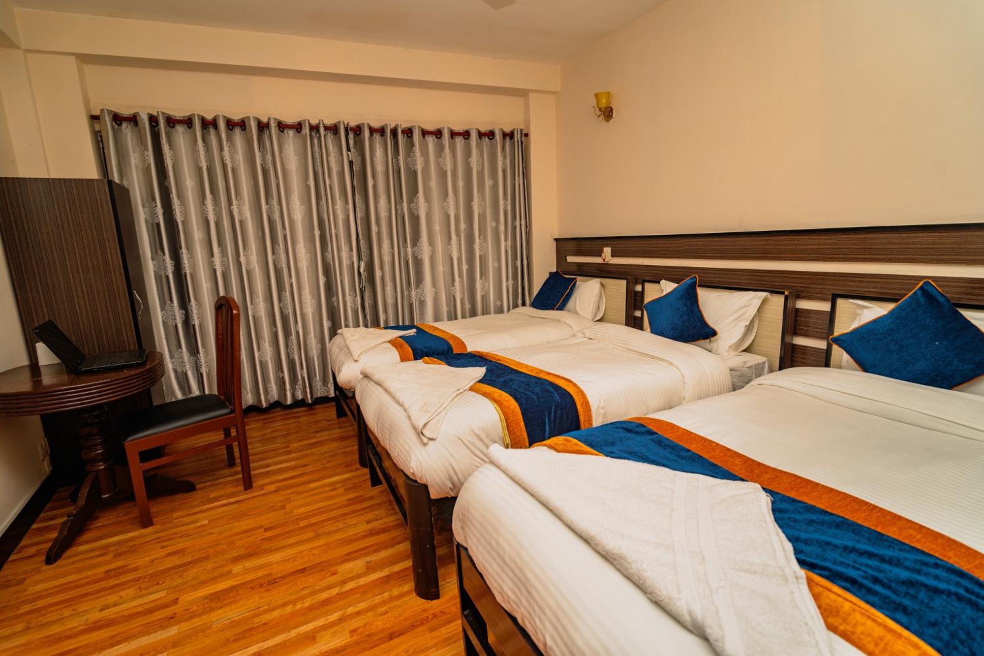 Karma Travellers Home Kathmandu Ngoại thất bức ảnh