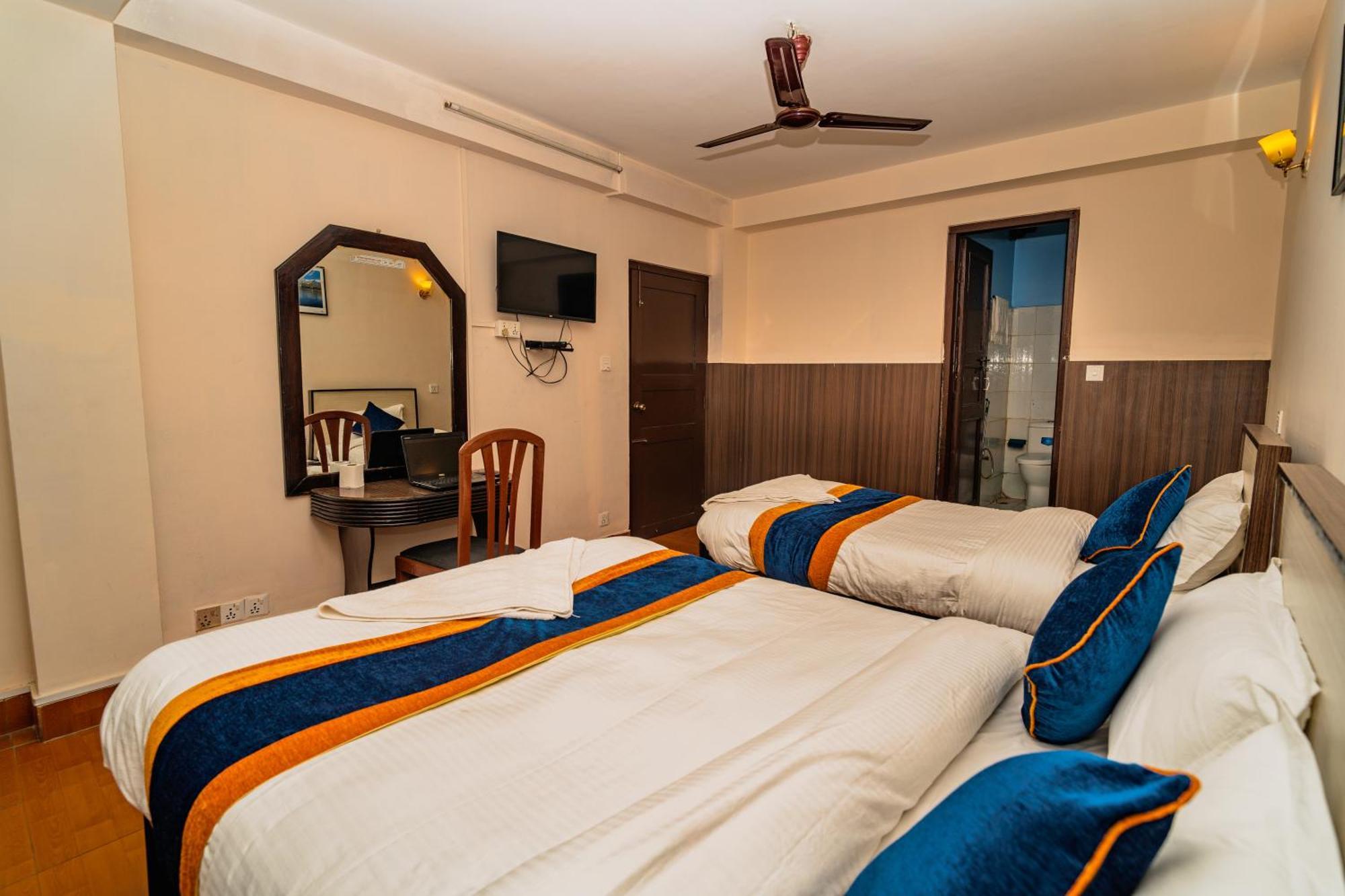 Karma Travellers Home Kathmandu Ngoại thất bức ảnh
