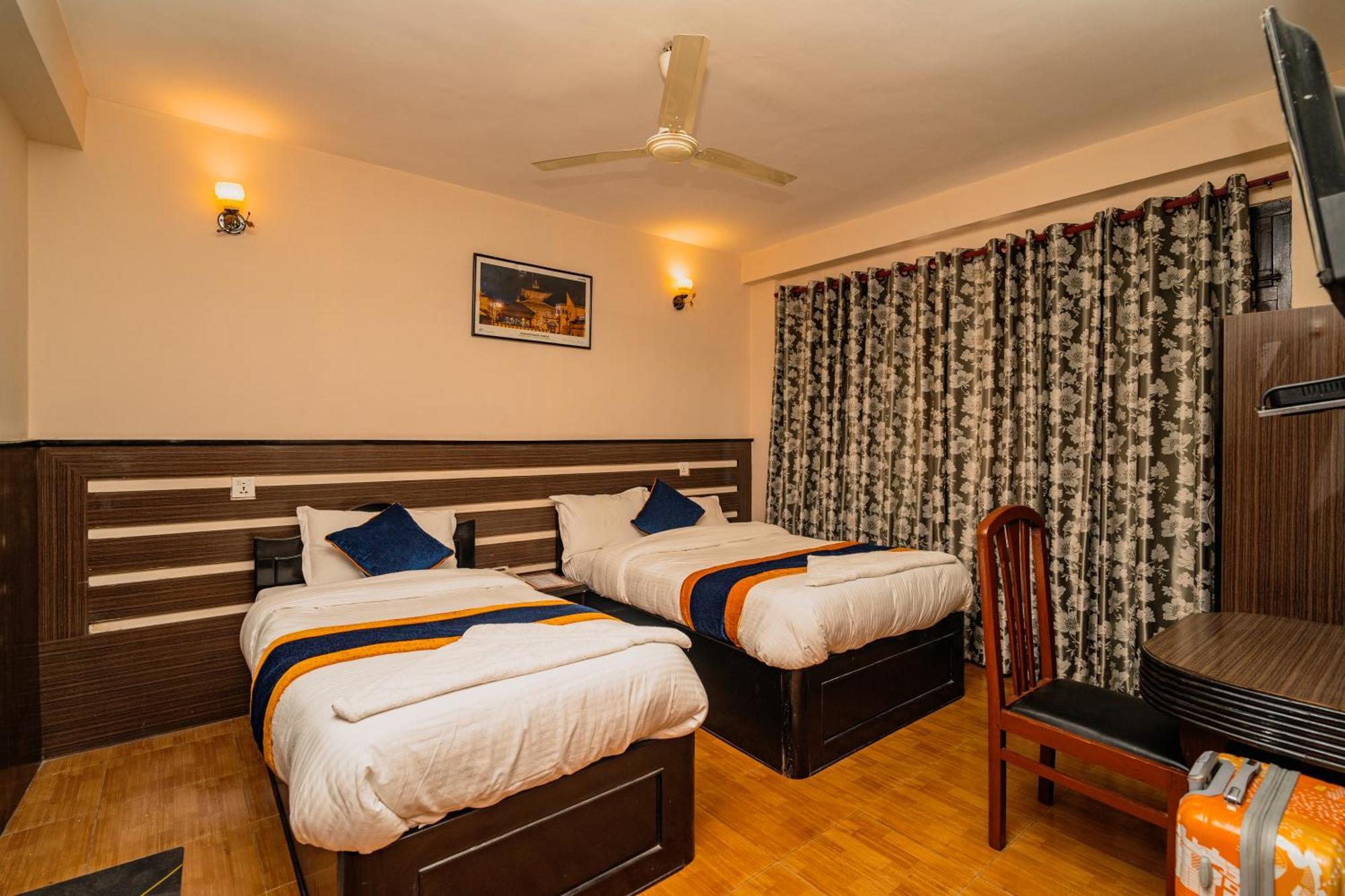 Karma Travellers Home Kathmandu Ngoại thất bức ảnh