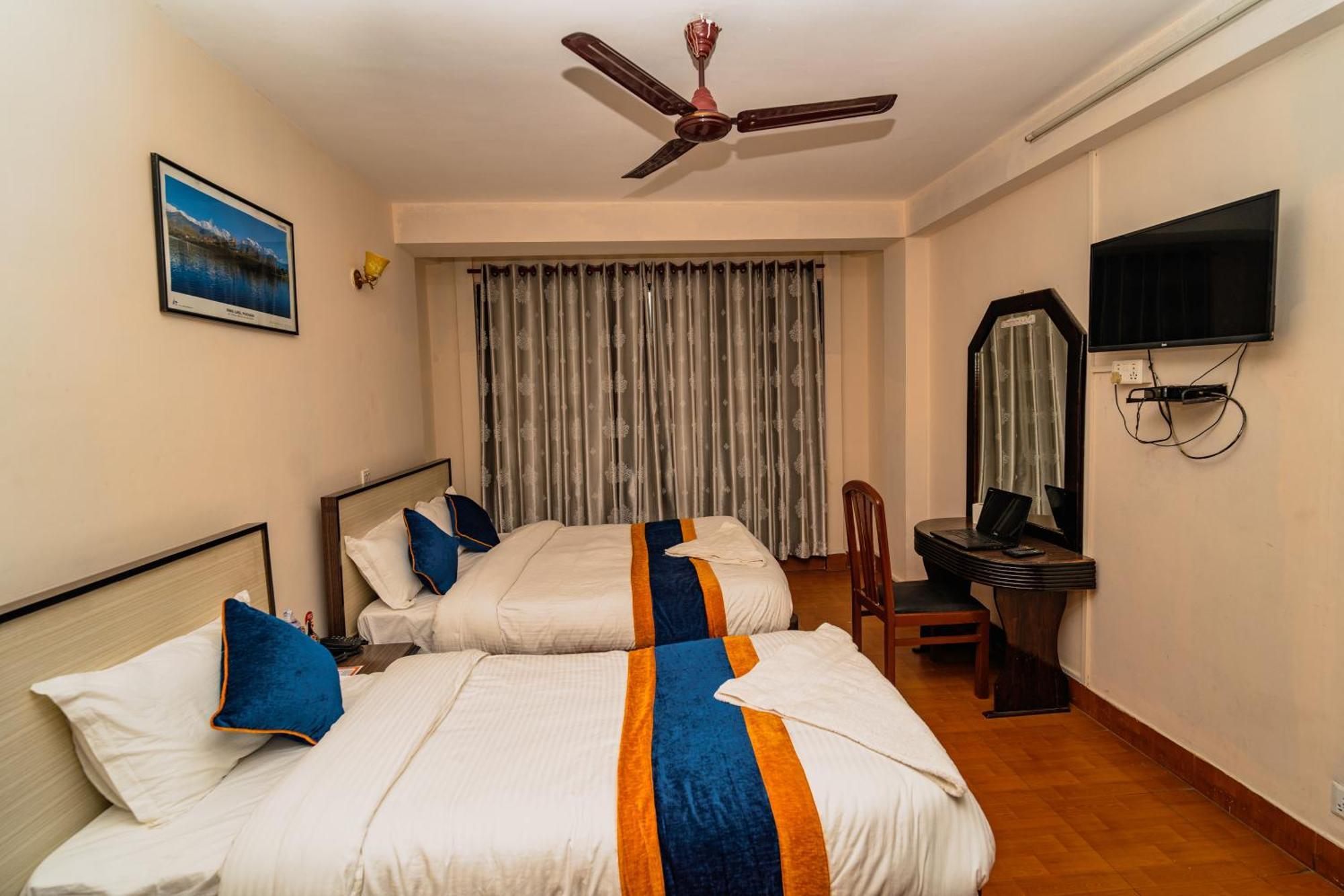 Karma Travellers Home Kathmandu Ngoại thất bức ảnh