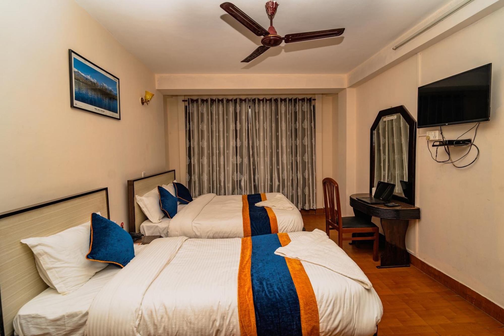 Karma Travellers Home Kathmandu Ngoại thất bức ảnh