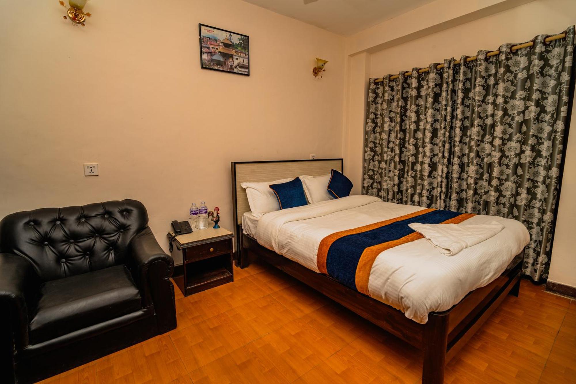 Karma Travellers Home Kathmandu Ngoại thất bức ảnh
